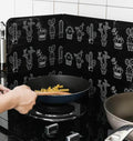 Protectie din aluminiu anti-stropire pentru gatitul pe aragaz, lavabila, culoare Neagra