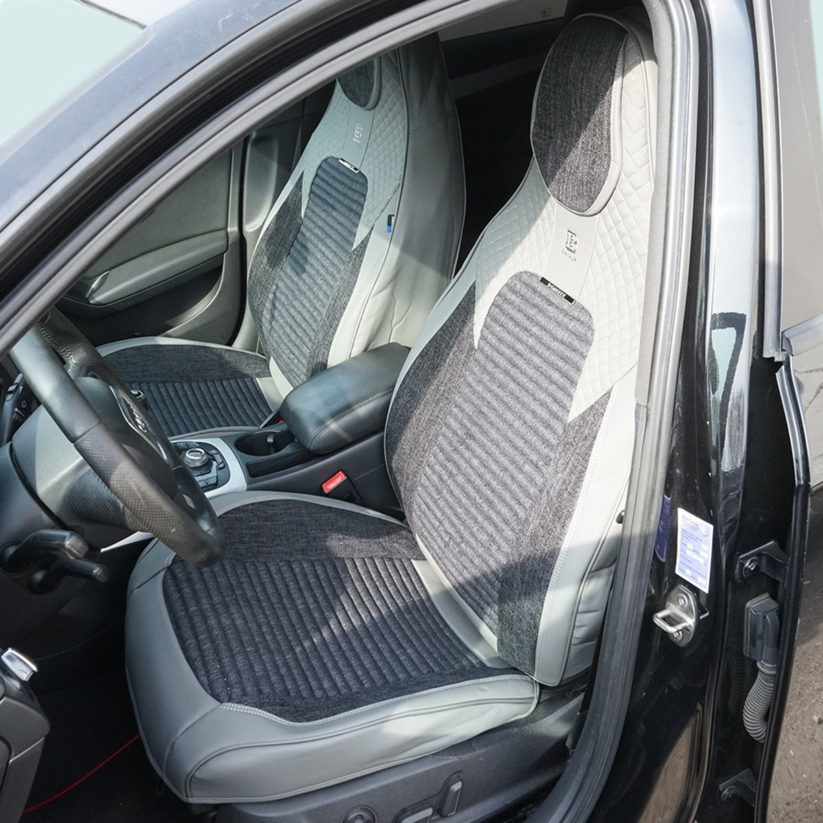 Set huse scaune auto Premium, model BLAZE Elite, design Sportiv,  universale, ergonomice, Piele Ecologica cu insertii textile, culoare Gri/Crem