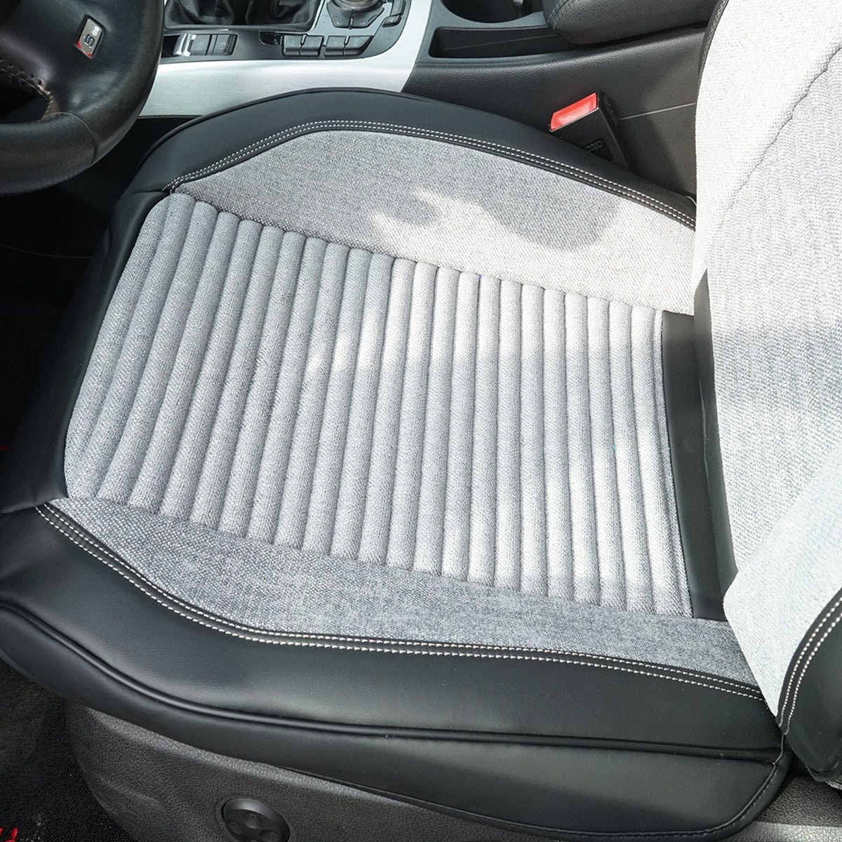 Set huse scaune auto Premium, model BLAZE Prime, design Sportiv,  universale, ergonomice, Piele Ecologica cu insertii textile, culoare Negru/Gri