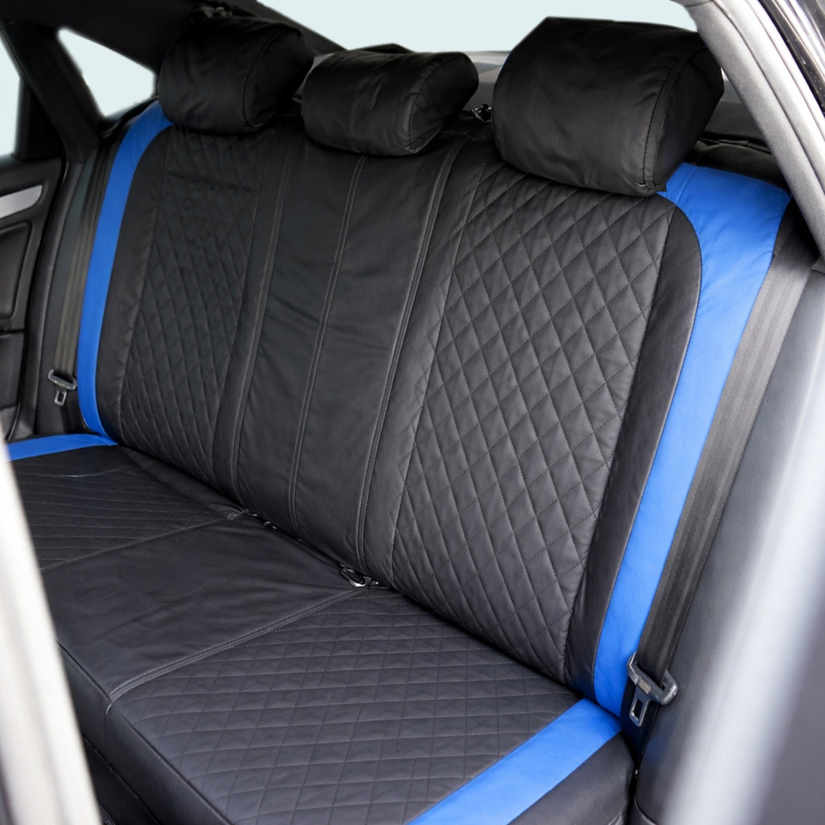 Set huse scaune auto Premium, model DIAMOND Drive, design Sportiv,  universale, ergonomice, Piele Ecologica Matlasata, culoare Negru/Albastru