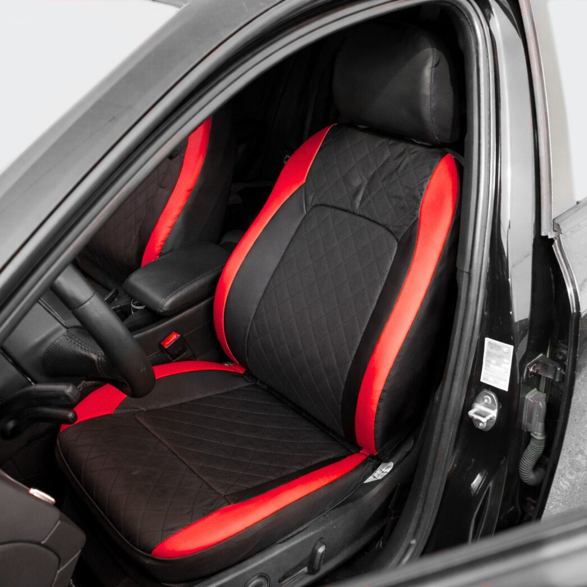 Set huse scaune auto Premium, model DIAMOND Racer, design Sportiv,  universale, ergonomice, Piele Ecologica Matlasata, culoare Negru/Rosu